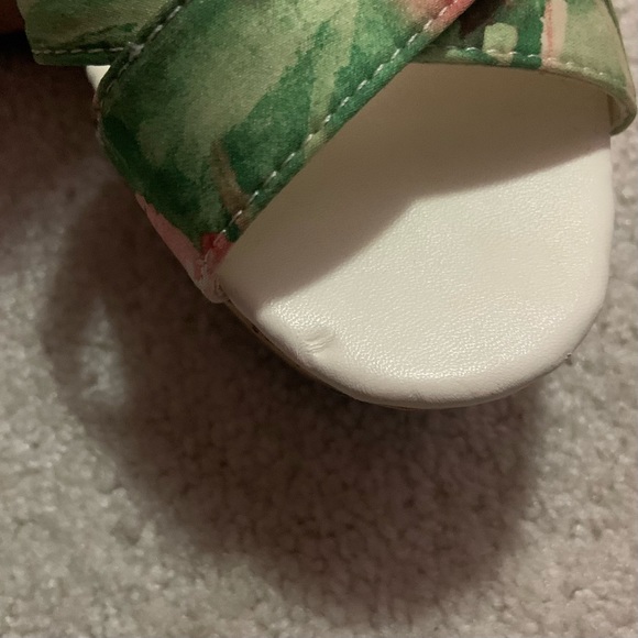 Floral Print Cork Wedges - Picture 10 of 13